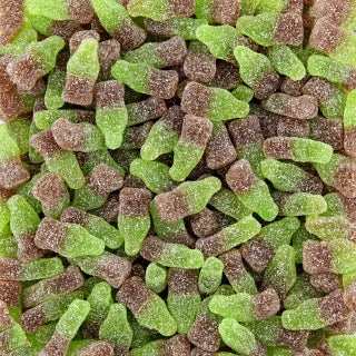 Süße Mini-Colaflaschen in Grün und Braun